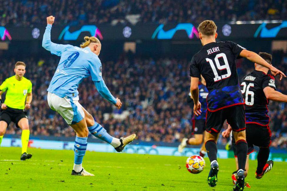 关于西甲巨头击败对手，挺进下一轮的信息