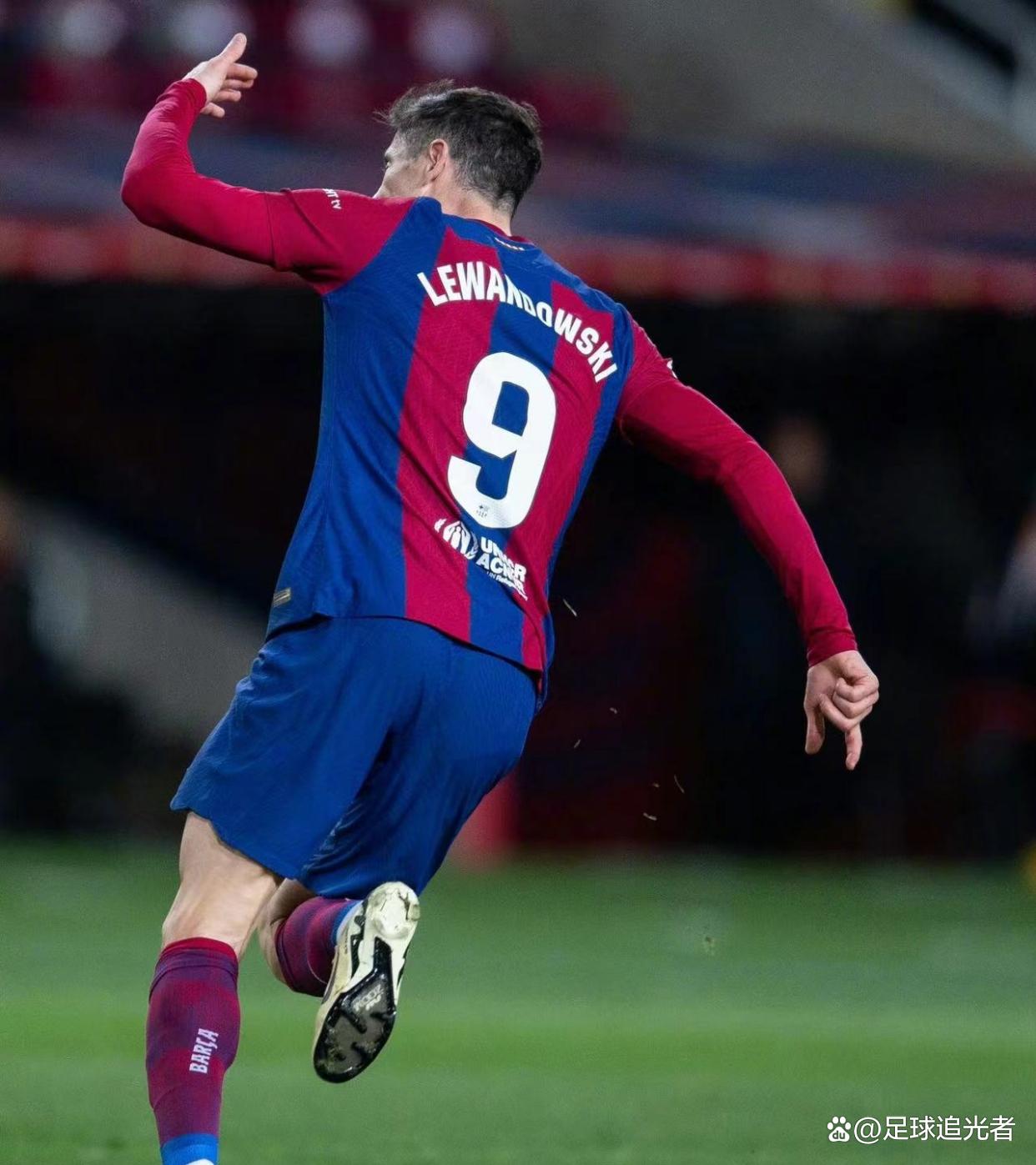 瓦伦西亚客场胜出,重返西甲前十 瓦伦西亚客场胜出,重返西甲前十