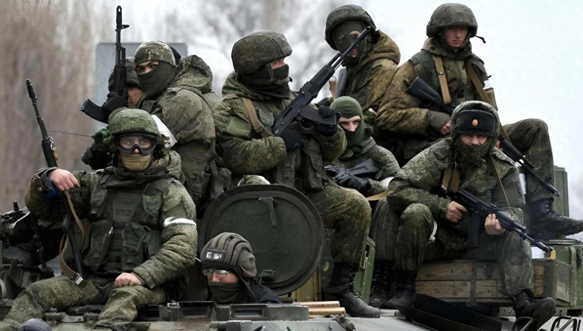 俄罗斯队积极训练备战，一往无前的简单介绍