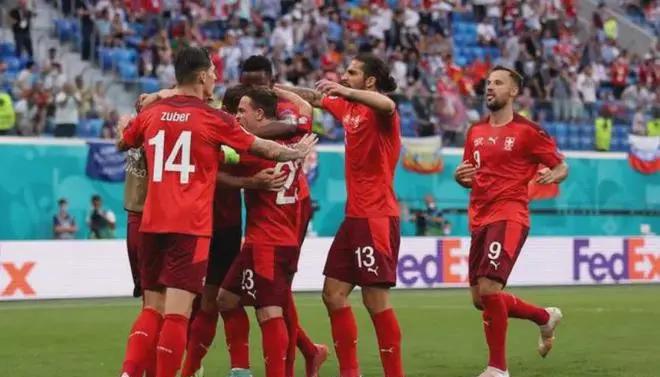 瑞士队防守坚不可摧,零封对手 瑞士队防守坚不可摧,零封对手