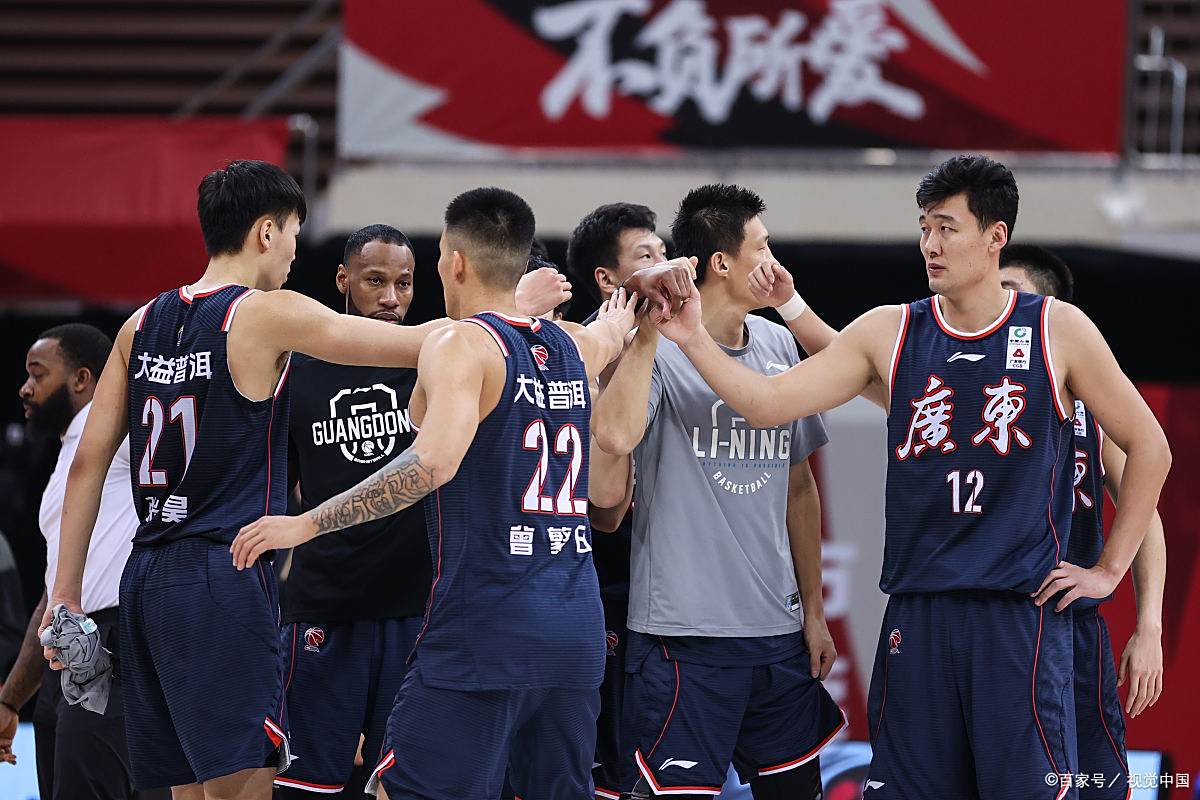 广东男篮遭遇浙江队，季后赛首轮对决引关注的简单介绍